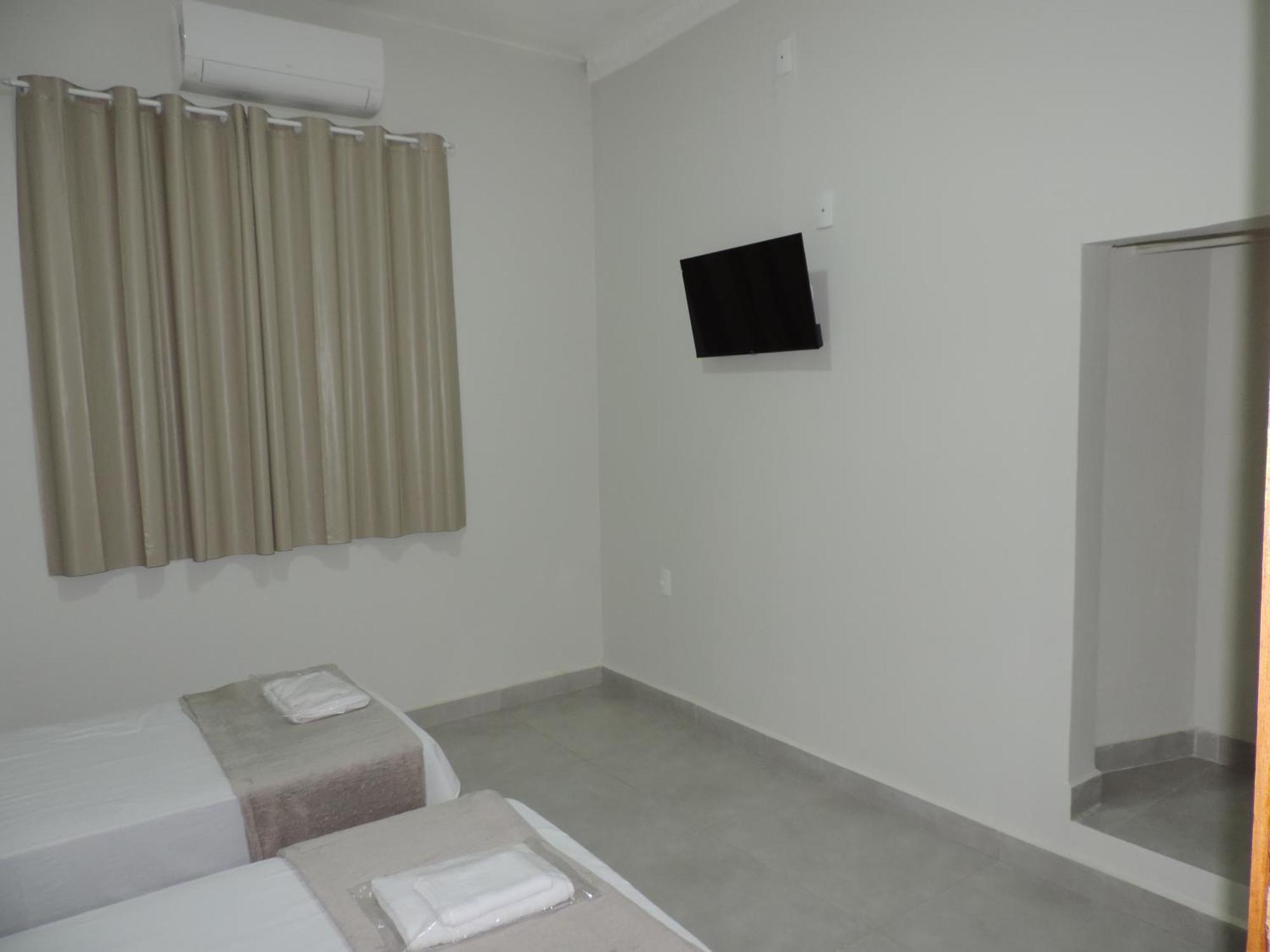 Sb Hospedaria Pousada Uberaba Exterior photo